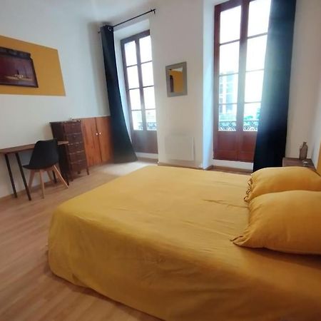 Appartement En Plein Centre. Carpentras Kültér fotó