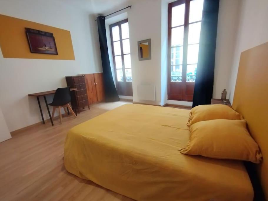Appartement En Plein Centre. Carpentras Kültér fotó