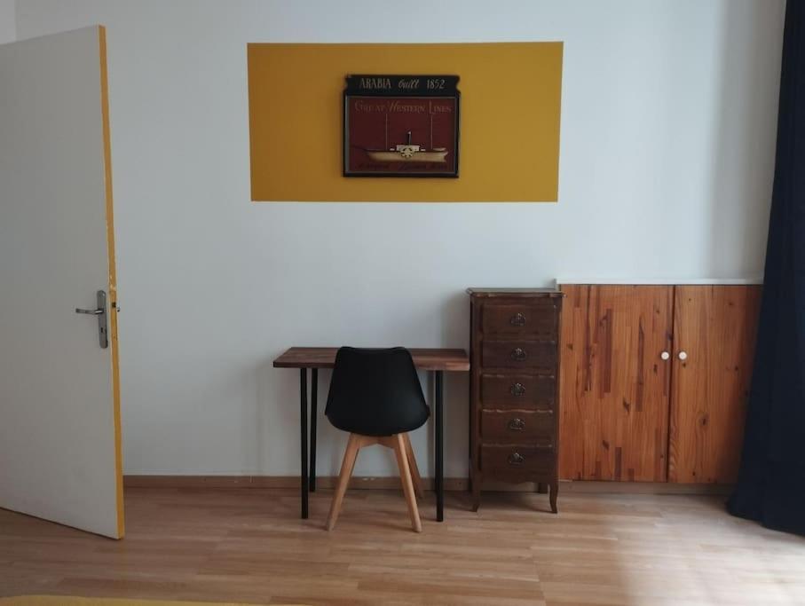 Appartement En Plein Centre. Carpentras Kültér fotó
