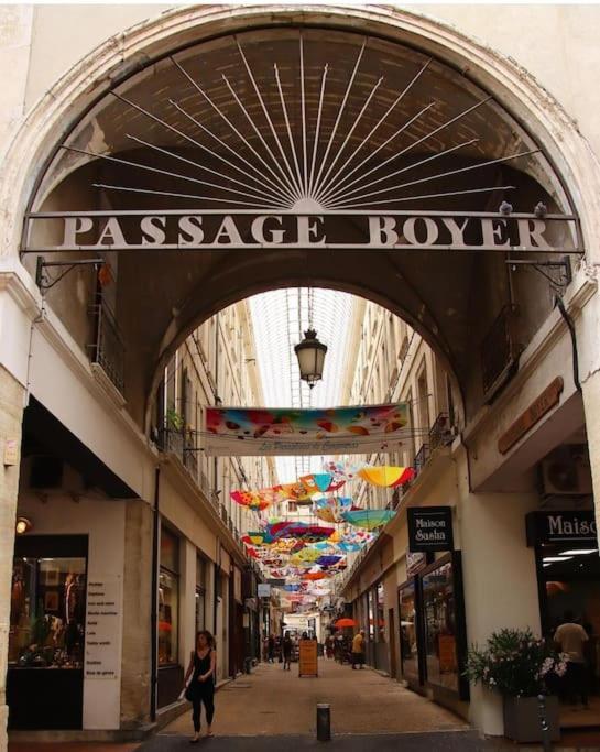 Appartement En Plein Centre. Carpentras Kültér fotó
